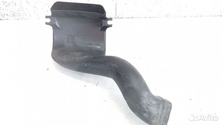 Воздухозаборник Volvo xc90