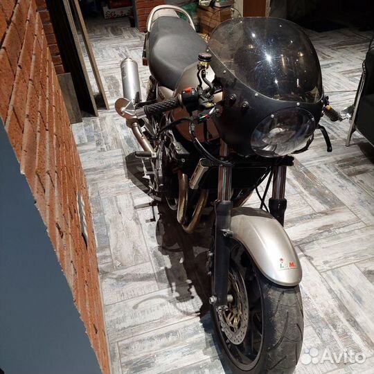 Suzuki inazuma 750