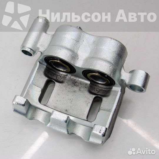 Суппорт передний, правый isuzu ELF, NPR, рессорная