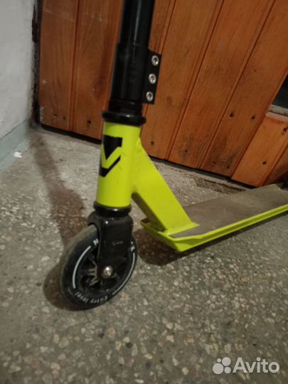 Самокат трюковый novatrack wolf EL