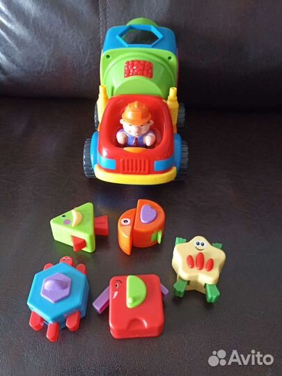 Развивающая игрушка сортер