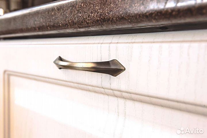 Кухни по индивидуальному заказу