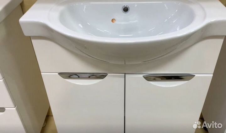 Тумба в ванную