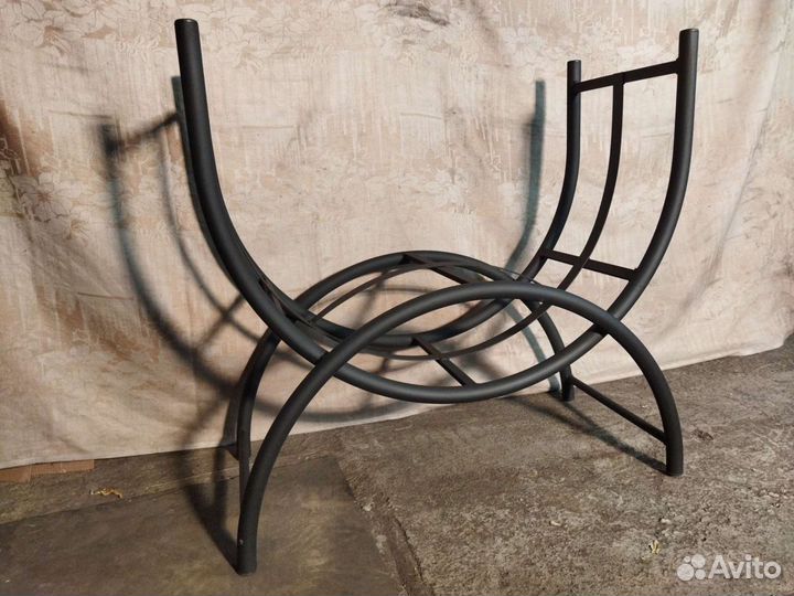 Дровница, дровник