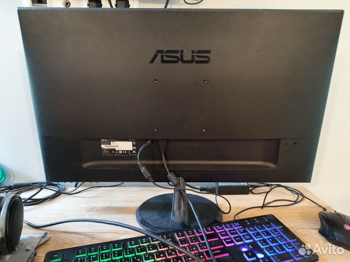 Безрамочный монитор asus 27