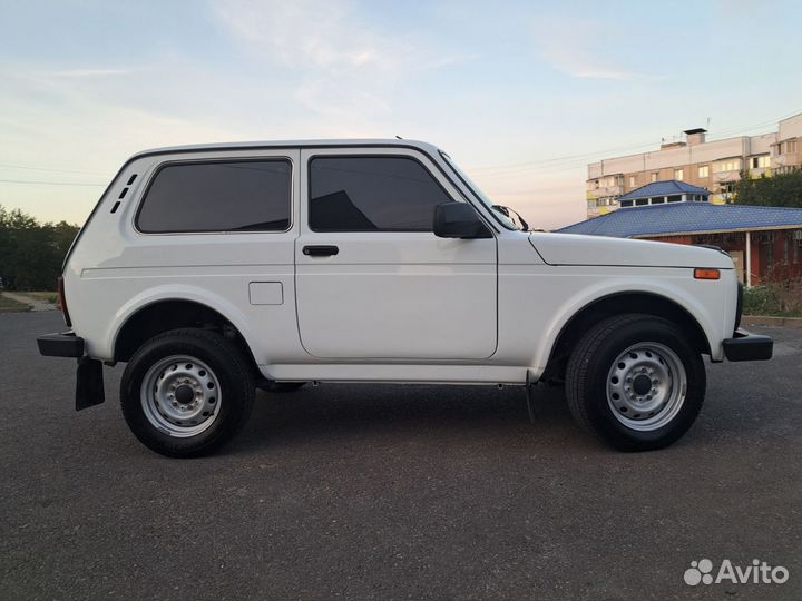 LADA 4x4 (Нива) 1.7 МТ, 2020, 108 000 км