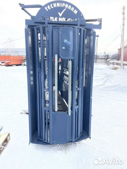 Станок для фиксации крс