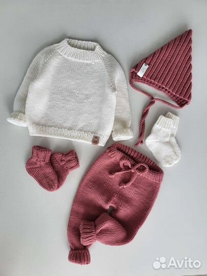 Вязаные детские вещи ручной работы