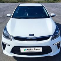 Kia Rio 1.6 AT, 2017, 86 000 км, с пробегом, цена 1 900 000 руб.