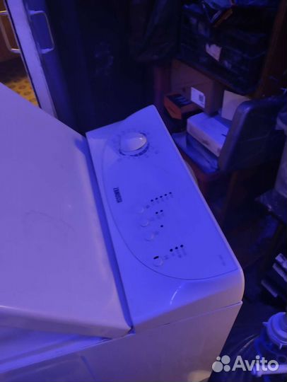 Стиральная машина верхней загр. zanussi ZWY 180