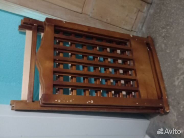 Детская кроватка