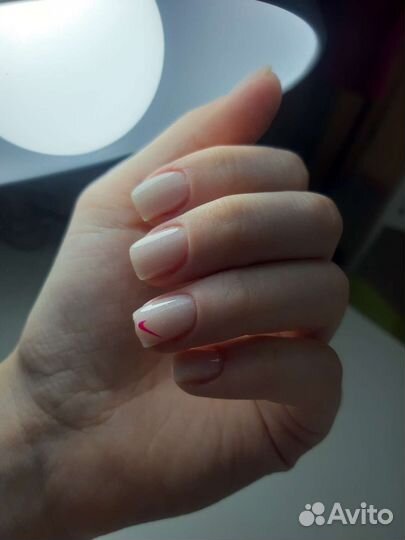 Маникюр, гель-лак, наращивание ногтей, брови