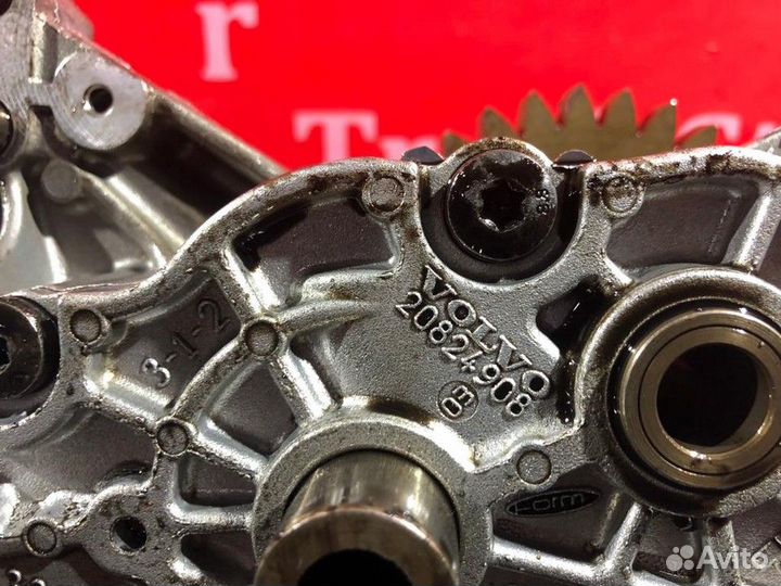 Насос масляный