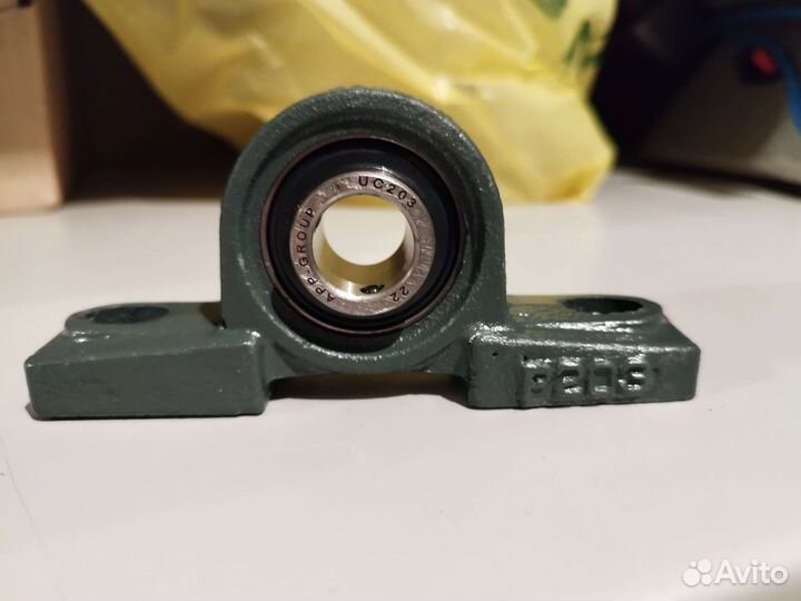 Подшипниковый узел 480203 (UCP 203)