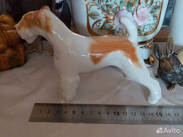 Фарфоровая статуэтка собака ифз