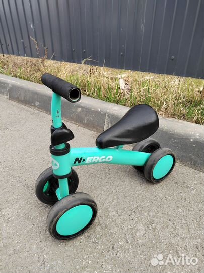 Беговел детский четырехколесный