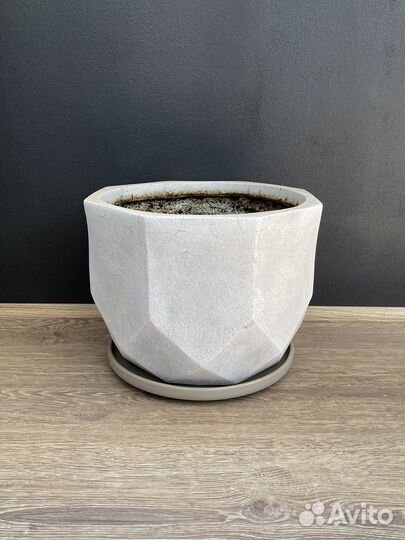 Кашпо для цветов