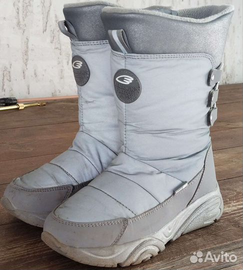 Сапожки для девочки разные