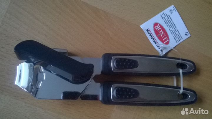 Щипцы для колки орехов и закатыватель банок