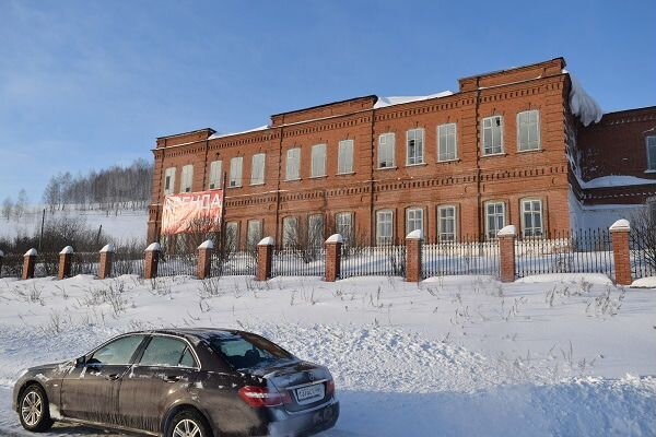 Помещение свободного назначения, 1400 м²