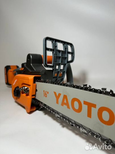 Аккумуляторная цепная пила 12