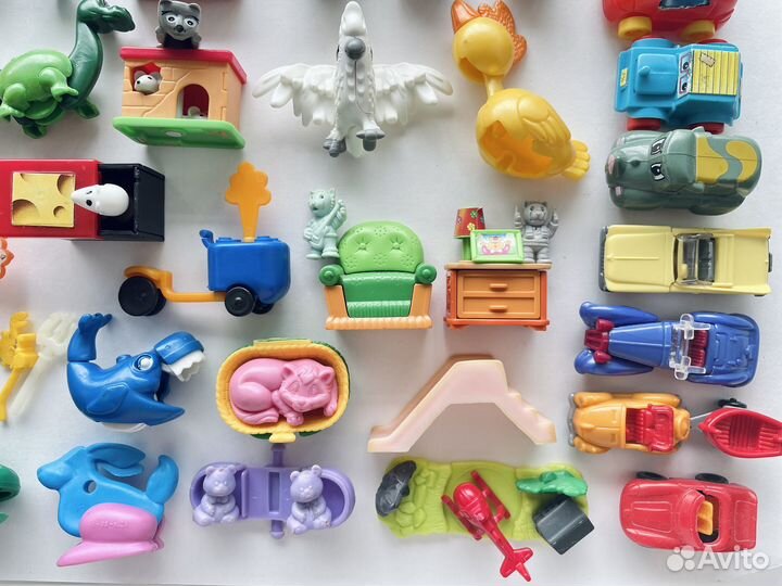 Игрушки Киндер Kinder акулы пингвины детеныши