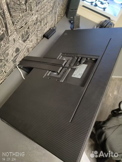 Монитор Samsung 32 дюйма