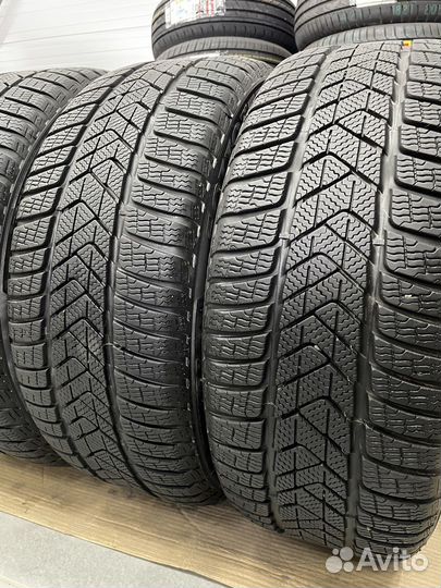 Pirelli Winter Sottozero 3 245/40 R19 98V