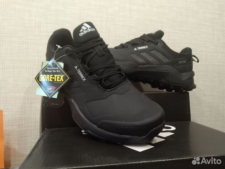 Кроссовки Adidas terrex