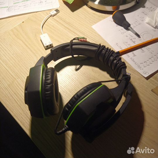 Игровые наушники