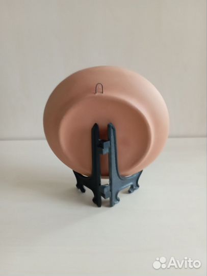 Тарелка декоративная на подставке