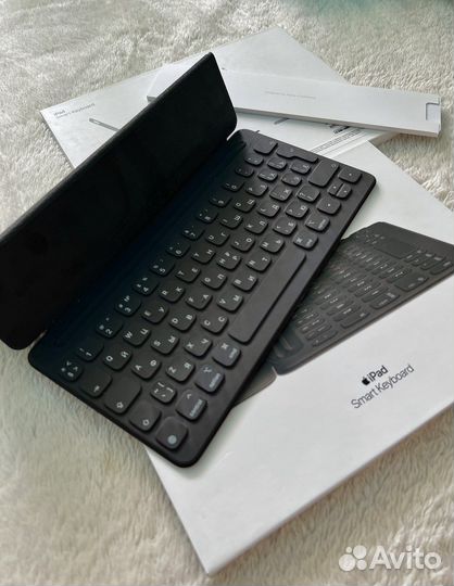 Клавиатура для iPad Apple оригинал Smart keyboard