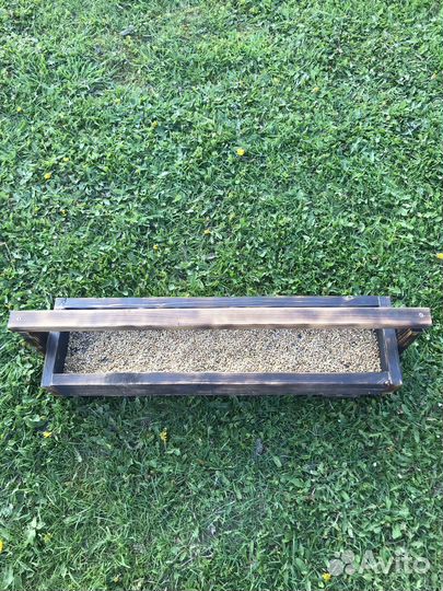 Кормушка для птиц из дерева