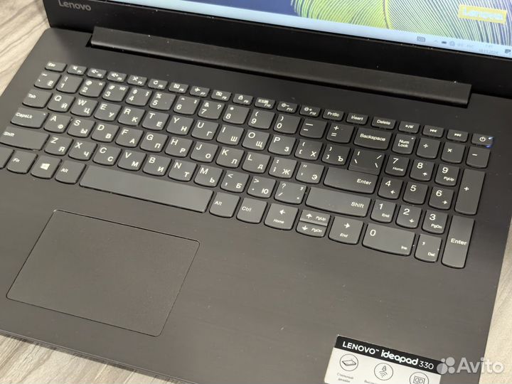 Ноутбук Lenovo