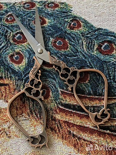 Ножницы ретро для рукоделия,вышивания Новые