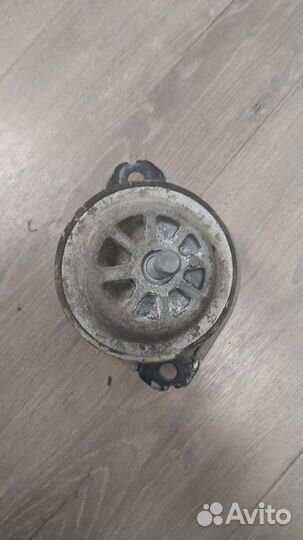 Опора двигателя Volkswagen Touareg 1 4.2 2006