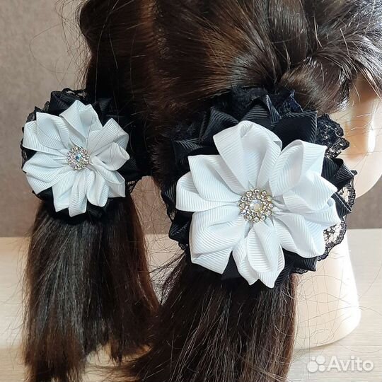 Школьные бантики ручной работы