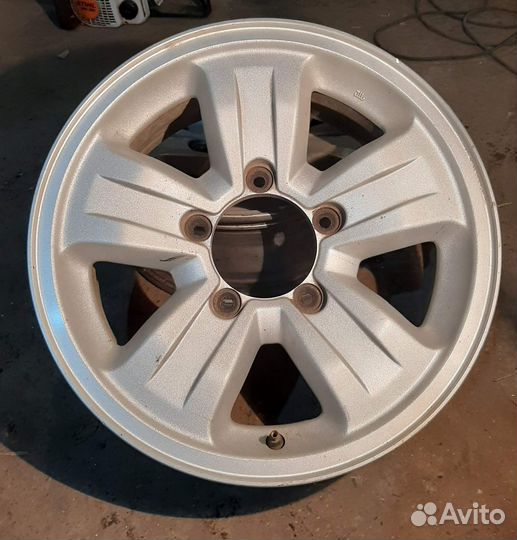 Оригинальные диски Suzuki Escudo на 16