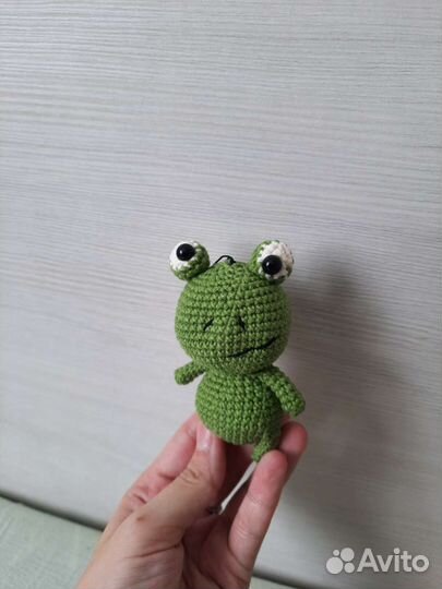 Кот колобок лягушка-брелок