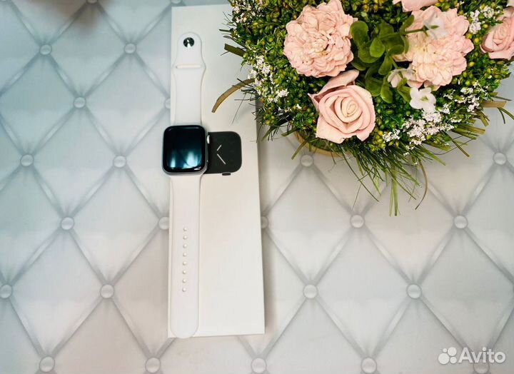 Apple watch S7 41 mm серебро