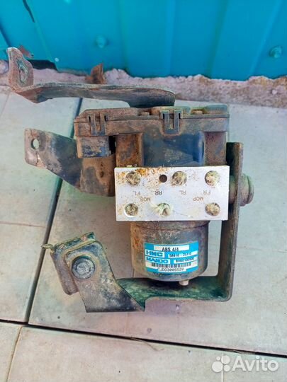 Блок абс accent