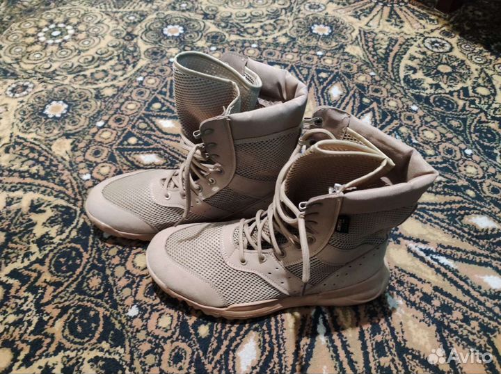 Туристические ботинки мужские