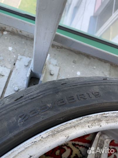 Triangle TR988 235/35 R19 87V