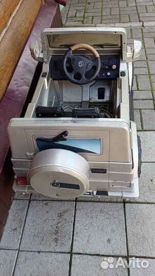 Детский электромобиль