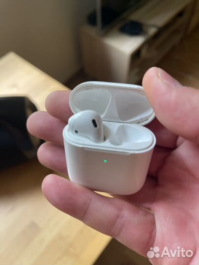 Apple airpods 2