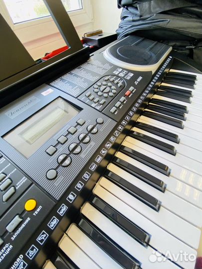 Синтезатор Johnson Новый