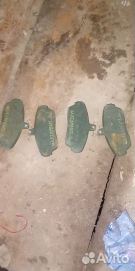 Тормозные колодки на волгу