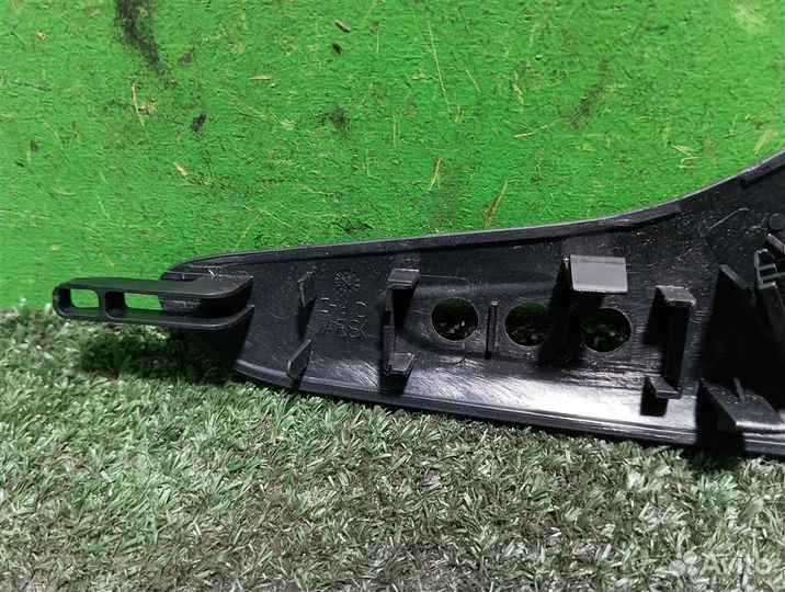 Накладка ручки внутренней Citroen C5 2009