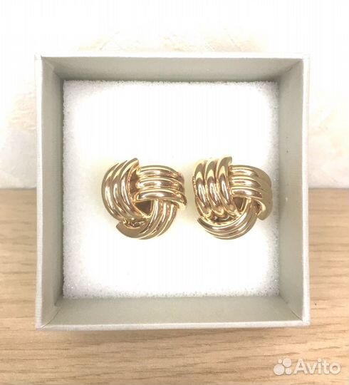 Серьги пусеты