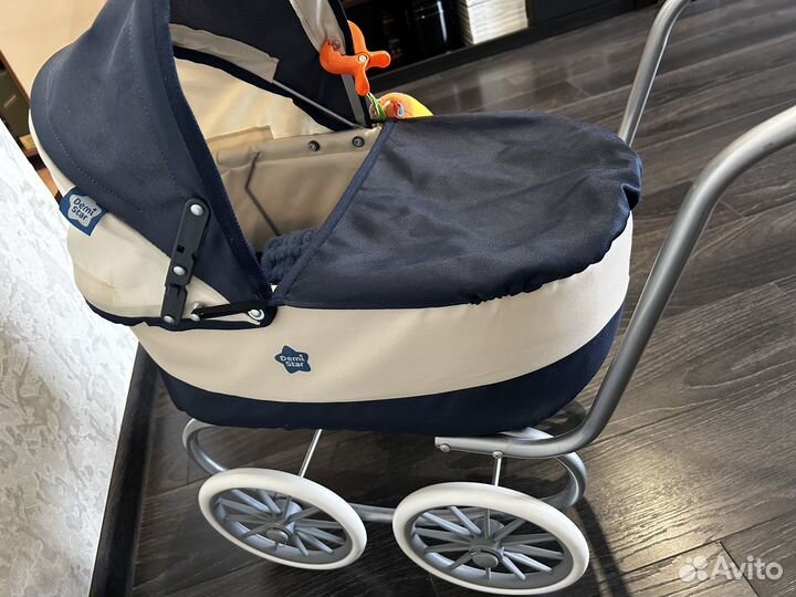 Детская коляска для кукол